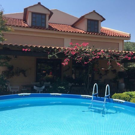 Rafina Great Feeling Villa מראה חיצוני תמונה